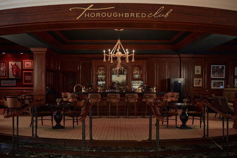 this image depicts an indoor restaurant