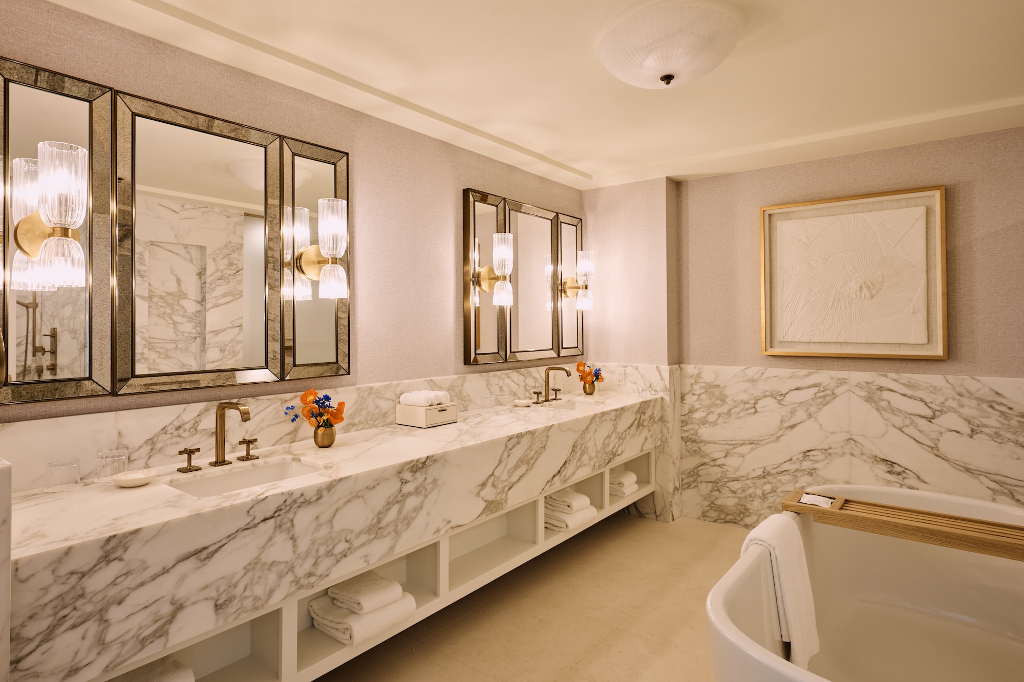 image of the Presidential Suite Bathroom with double sinks